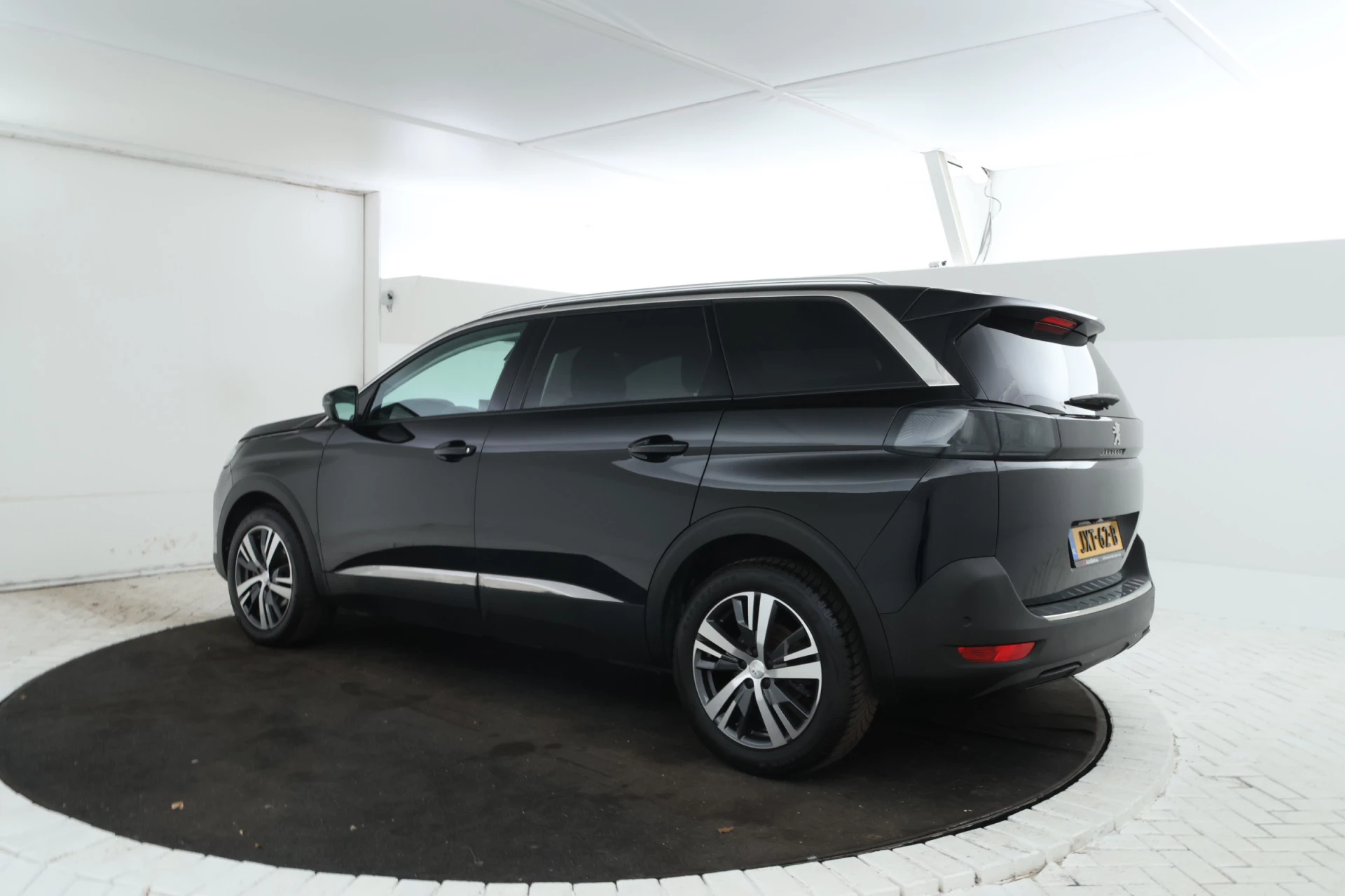 Hoofdafbeelding Peugeot 5008