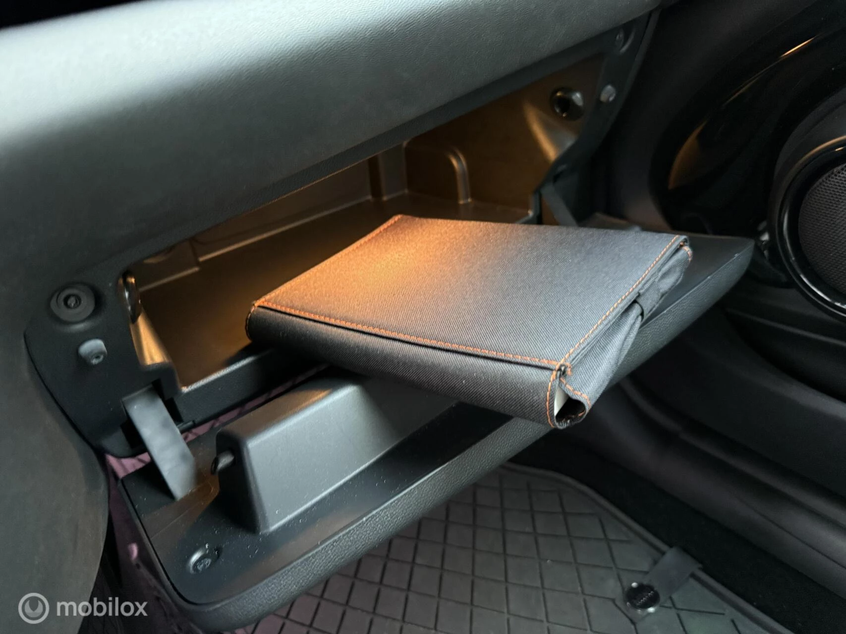 Hoofdafbeelding MINI Cooper Cabrio