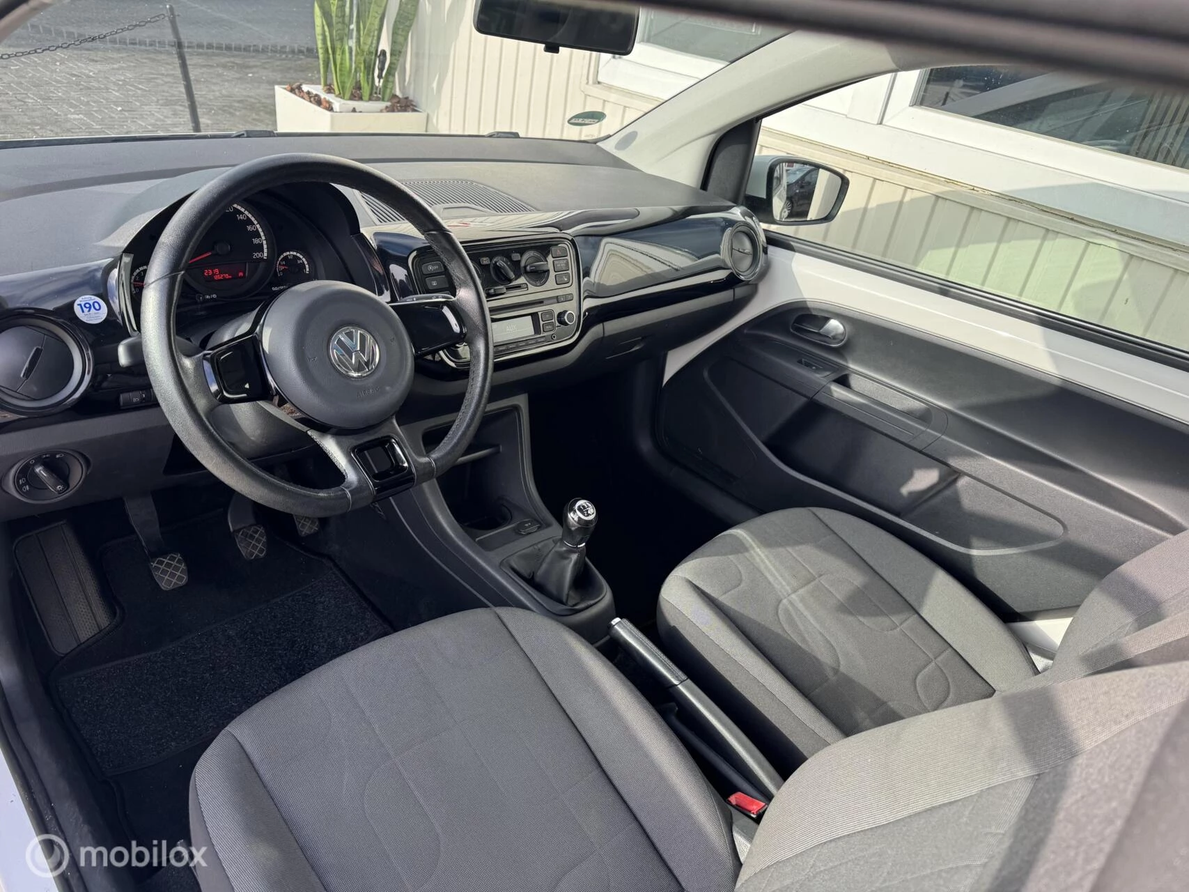 Hoofdafbeelding Volkswagen up!