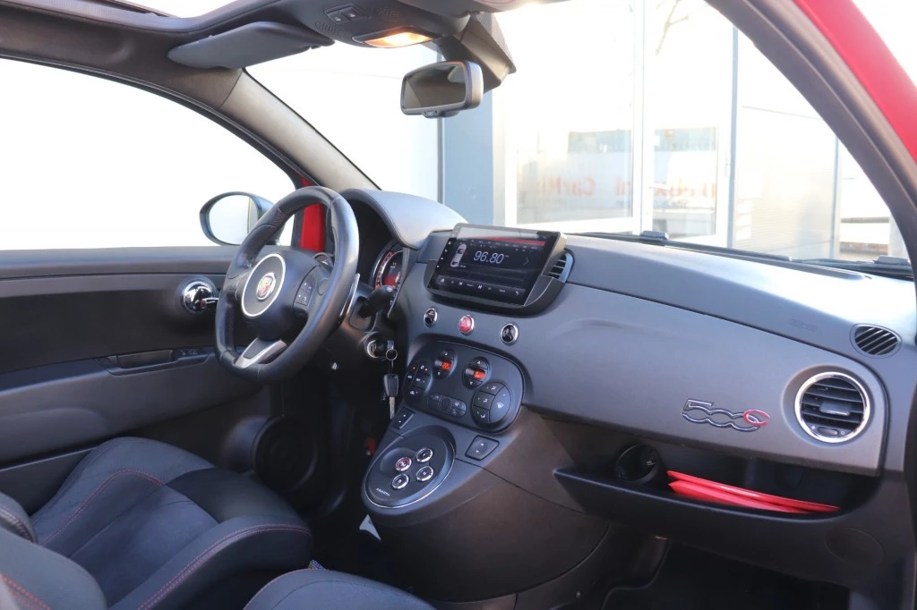 Hoofdafbeelding Fiat 500C