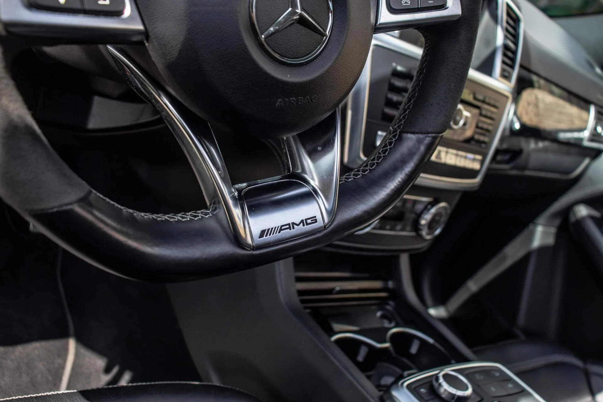 Hoofdafbeelding Mercedes-Benz M-Klasse