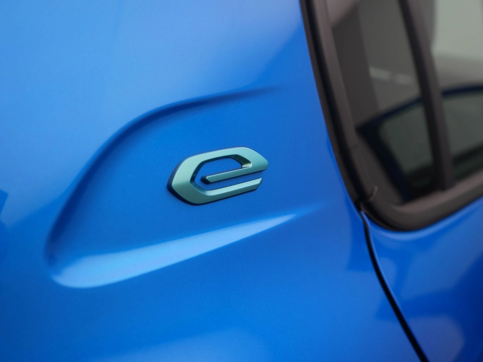 Hoofdafbeelding Peugeot e-208