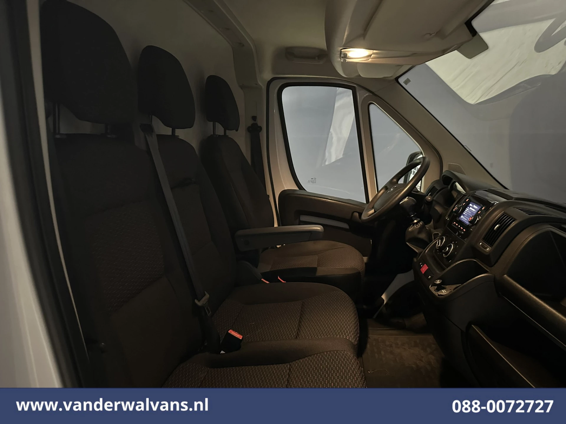 Hoofdafbeelding Opel Movano