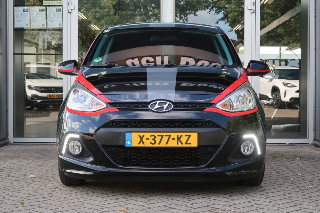 Hoofdafbeelding Hyundai i10