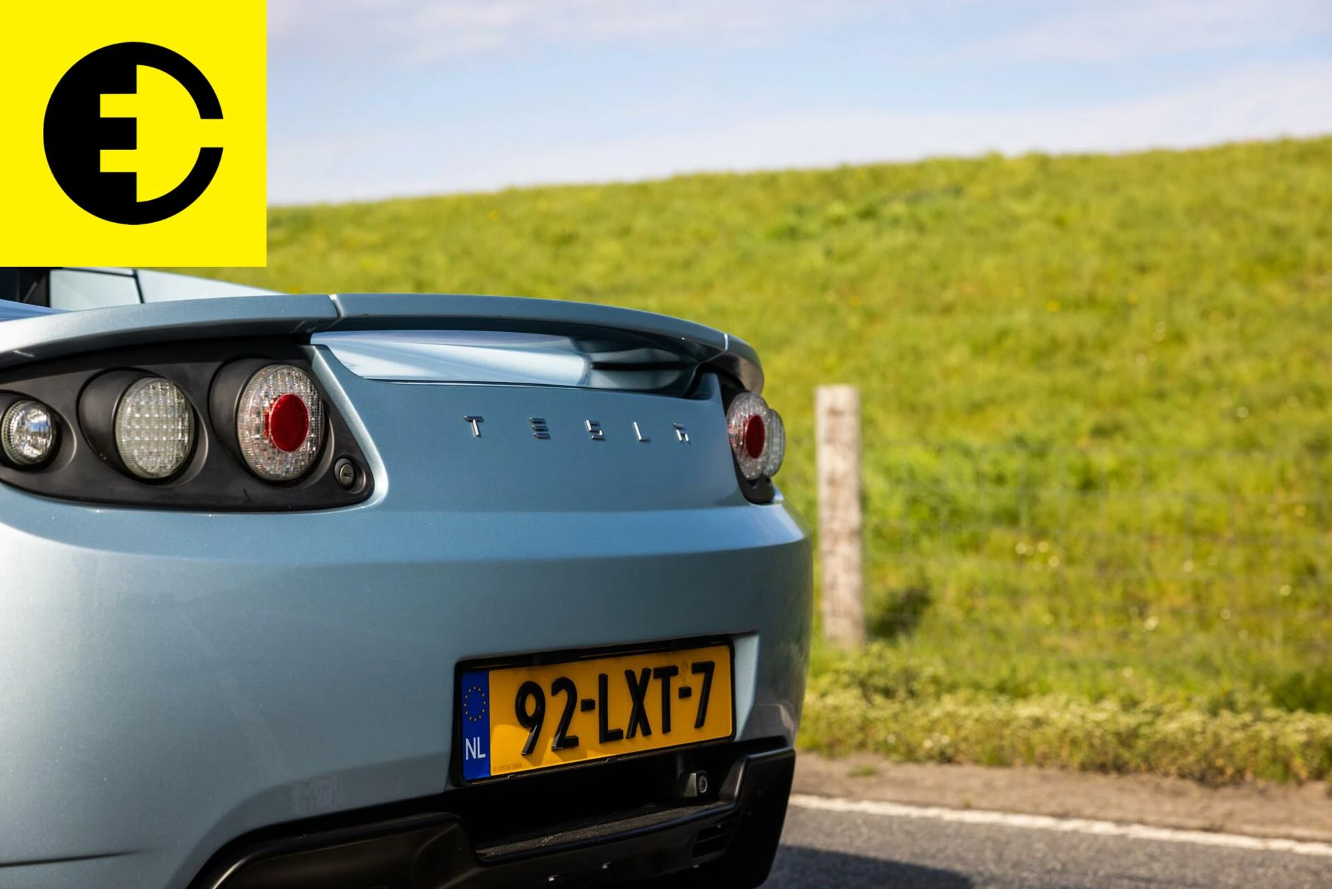 Hoofdafbeelding Tesla Roadster