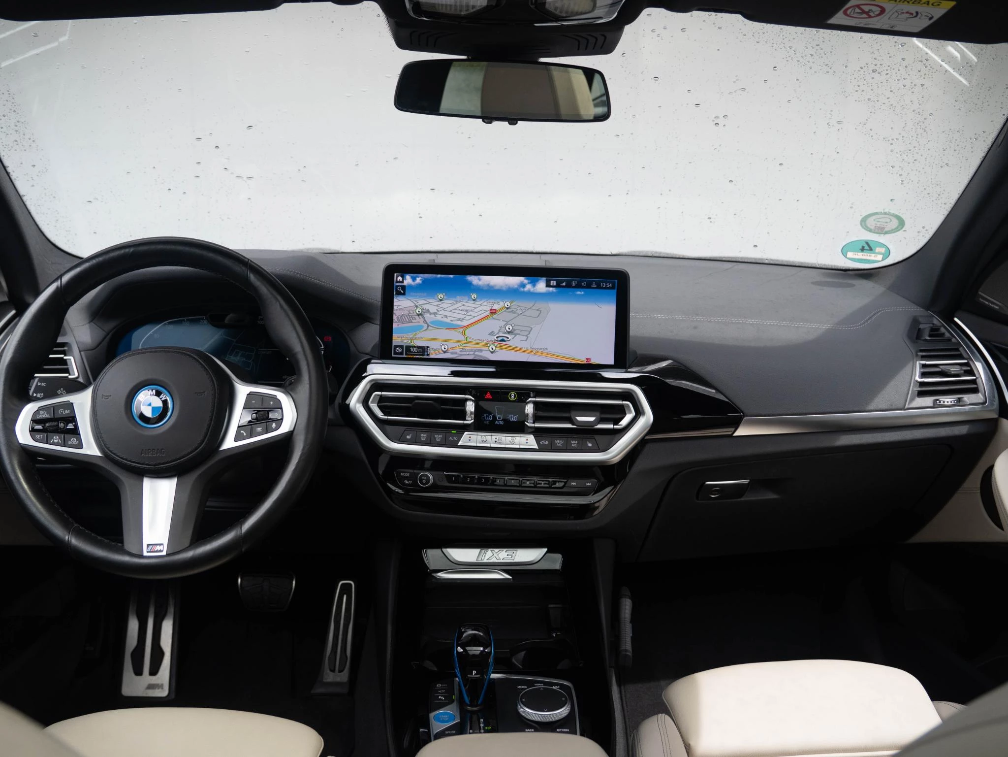 Hoofdafbeelding BMW iX3
