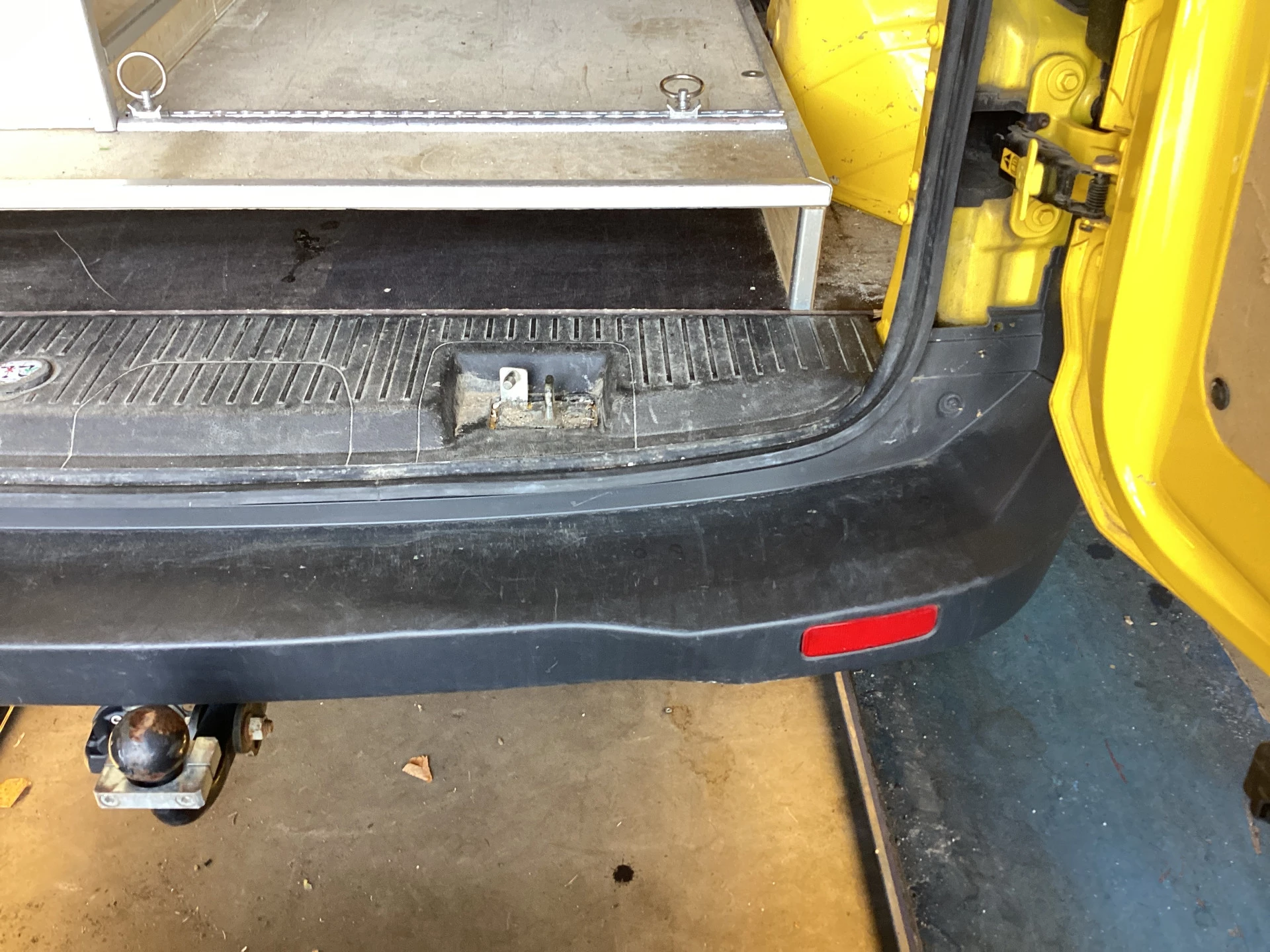 Hoofdafbeelding Ford Transit Courier