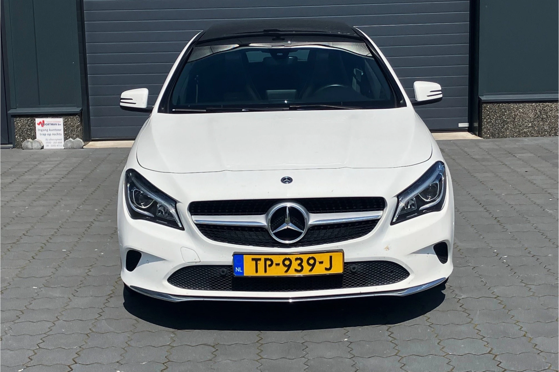 Hoofdafbeelding Mercedes-Benz CLA
