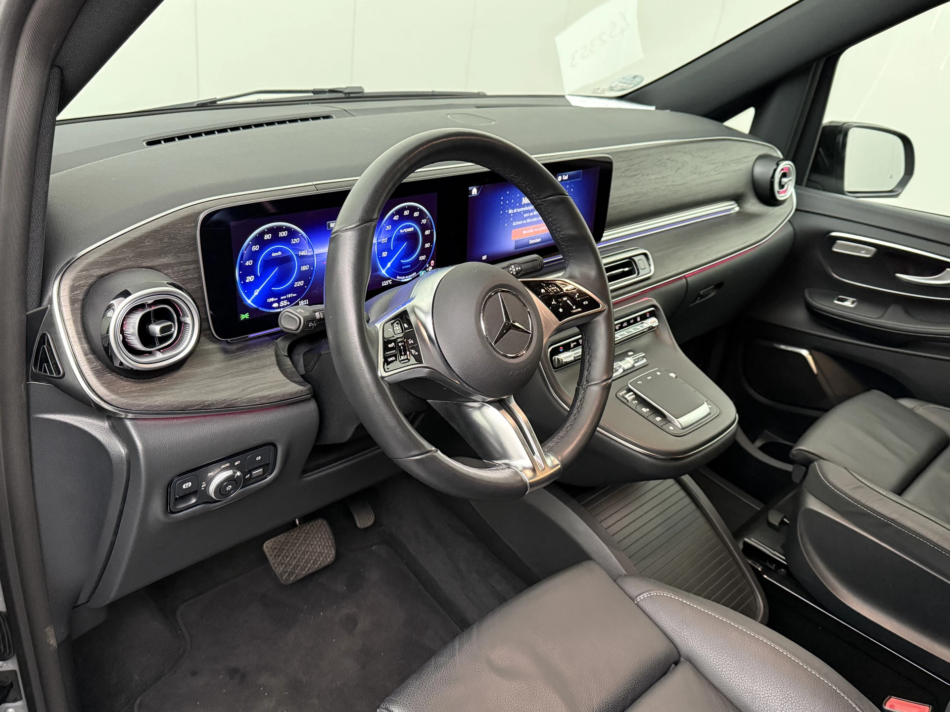 Hoofdafbeelding Mercedes-Benz EQV