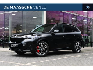 BMW X1 sDrive20i M Sport Automaat / Panoramadak / Sportstoelen / Comfort Access / M Adaptief onderstel / Head-Up / Adaptieve LED / Parking Assistant Plus