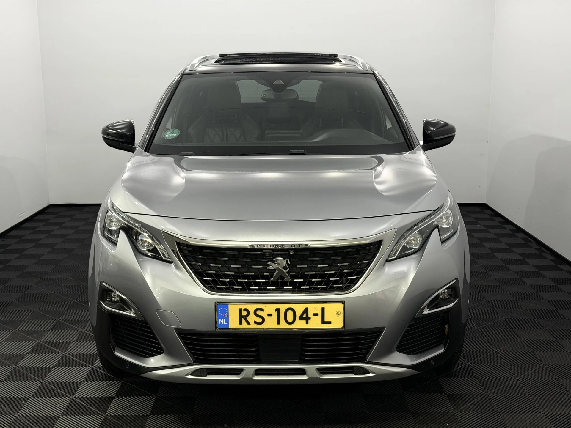 Hoofdafbeelding Peugeot 5008