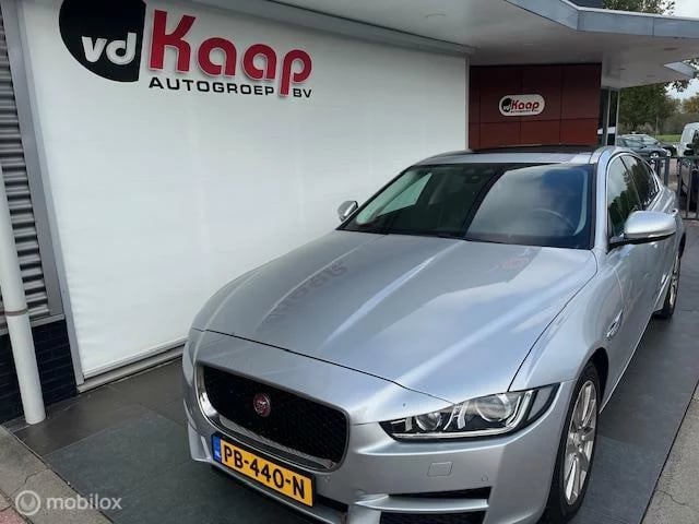 Hoofdafbeelding Jaguar XE