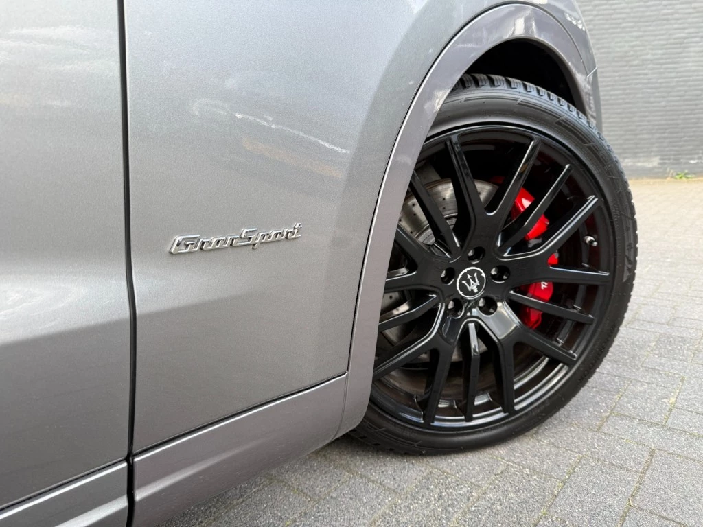 Hoofdafbeelding Maserati Levante