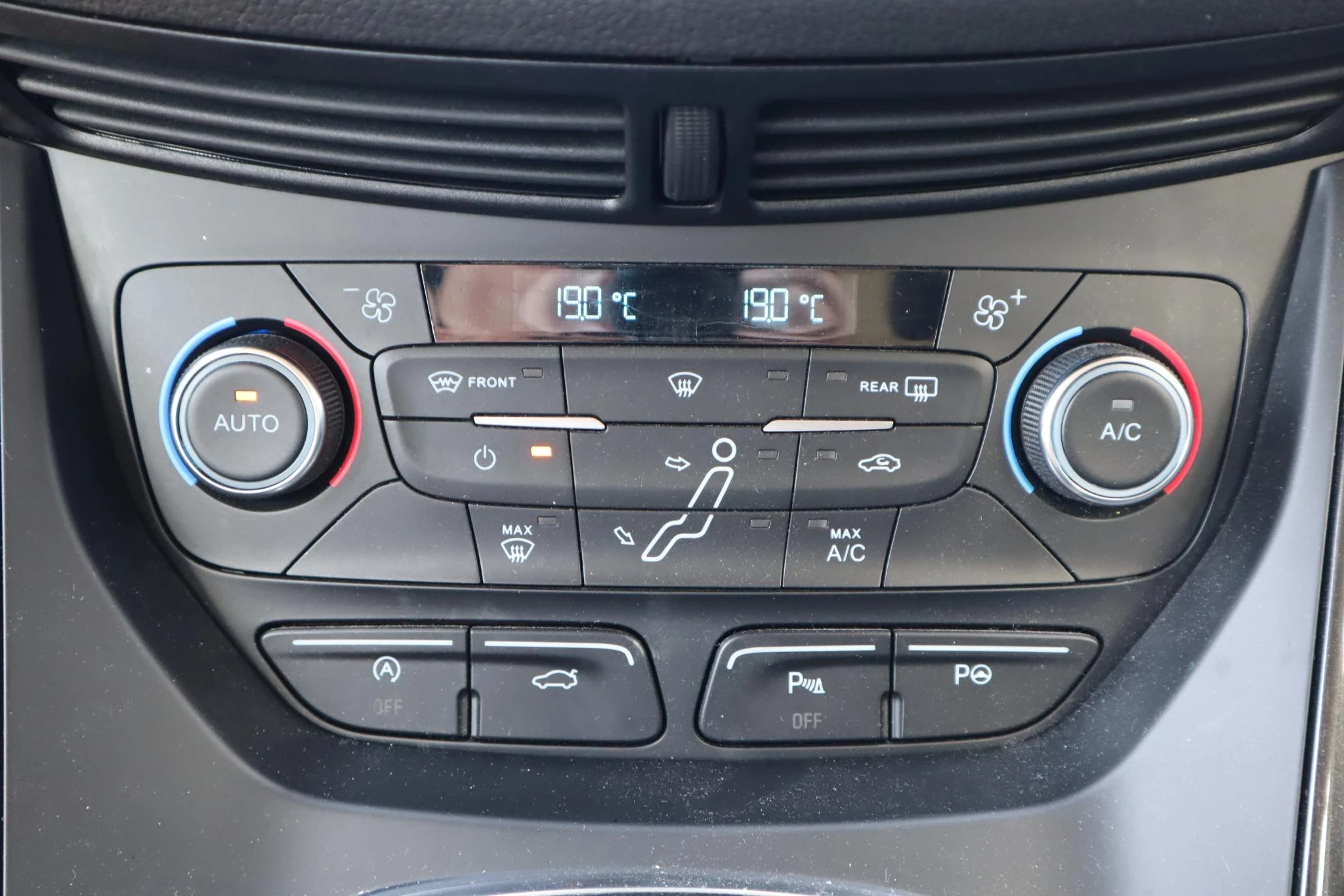 Hoofdafbeelding Ford C-MAX