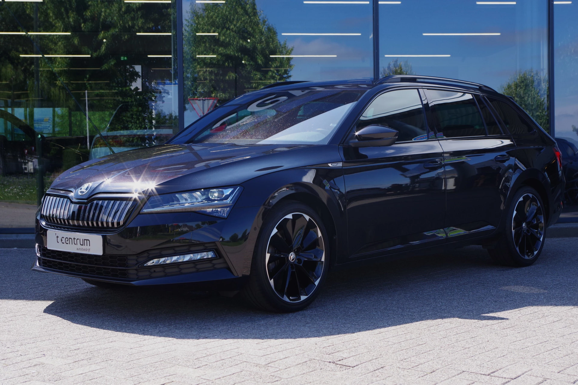 Hoofdafbeelding Škoda Superb