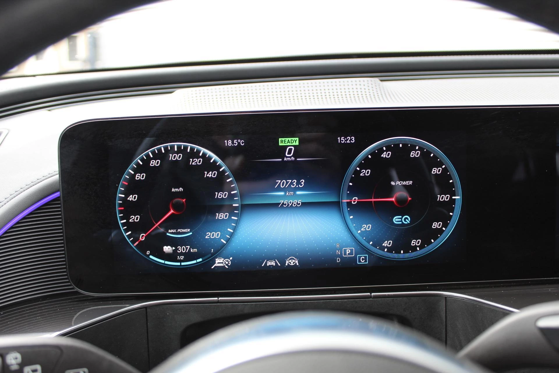 Hoofdafbeelding Mercedes-Benz EQC
