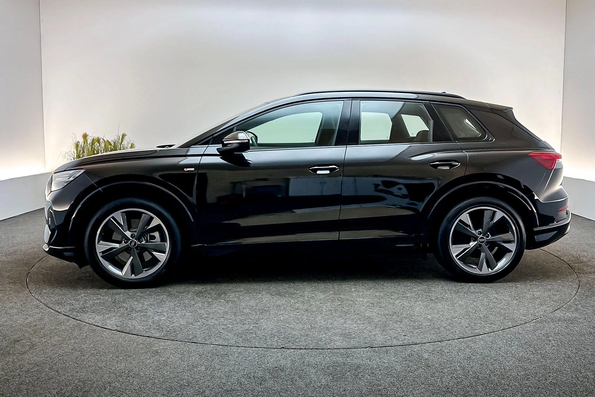 Hoofdafbeelding Audi Q4 e-tron