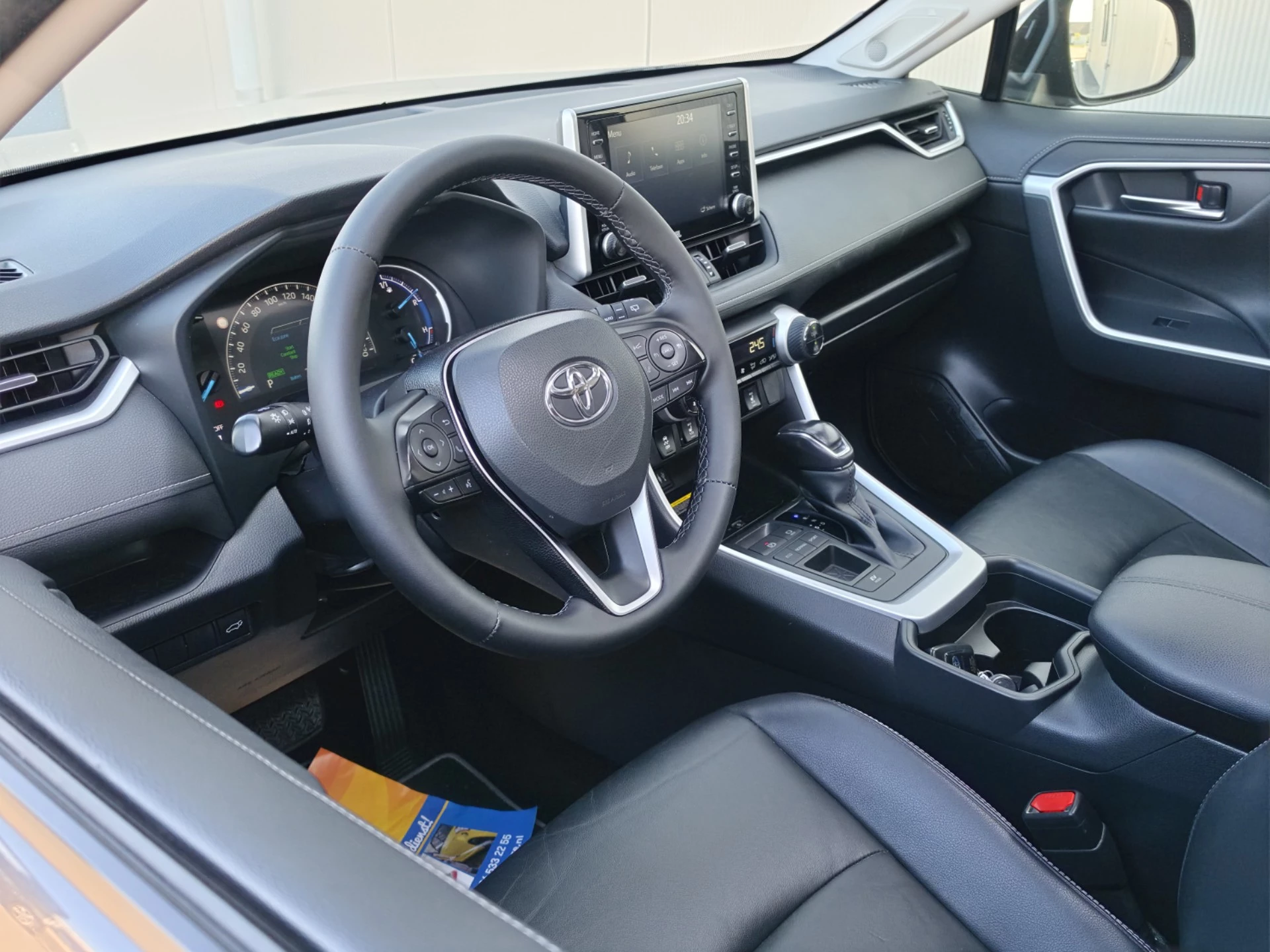 Hoofdafbeelding Toyota RAV4