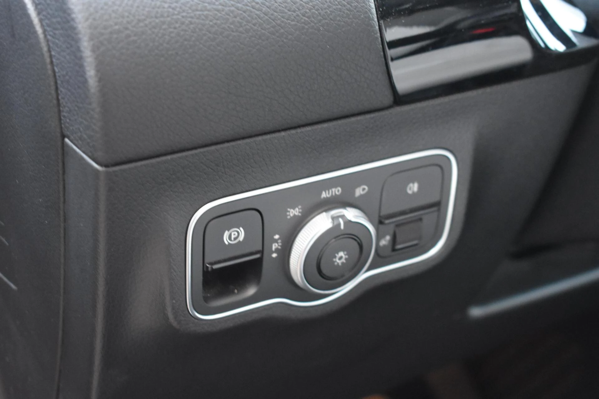 Hoofdafbeelding Mercedes-Benz EQA