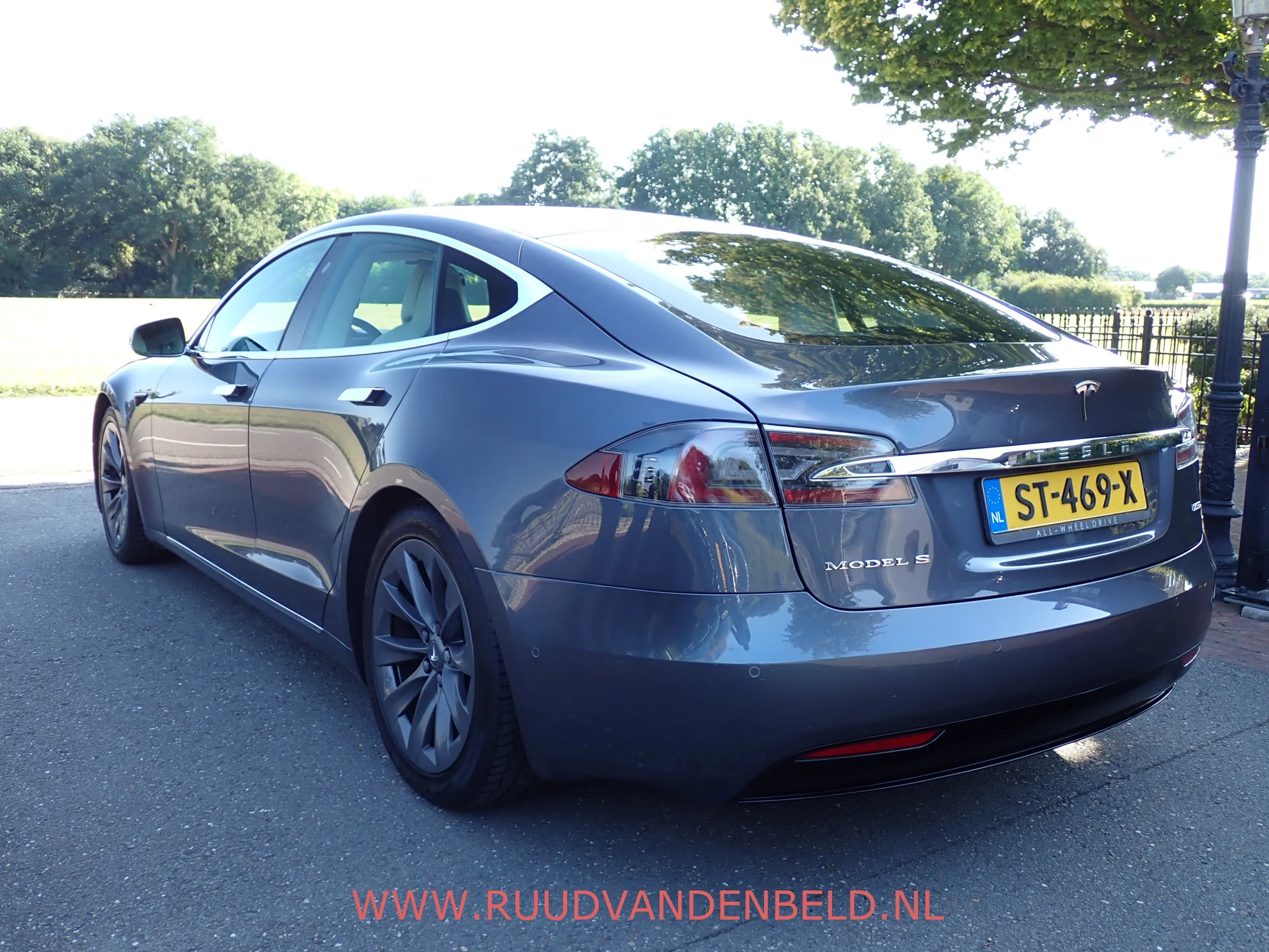 Hoofdafbeelding Tesla Model S