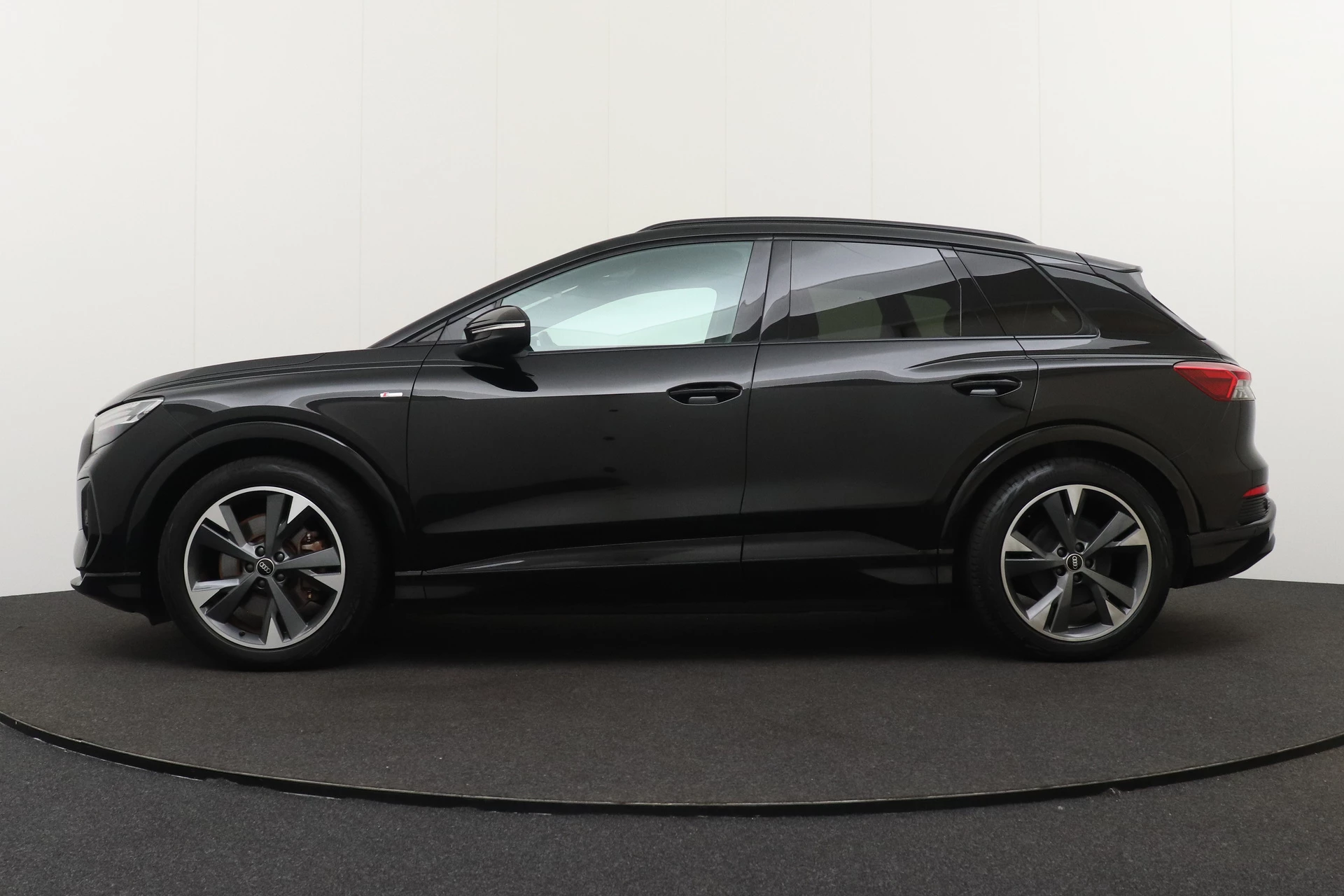 Hoofdafbeelding Audi Q4 e-tron