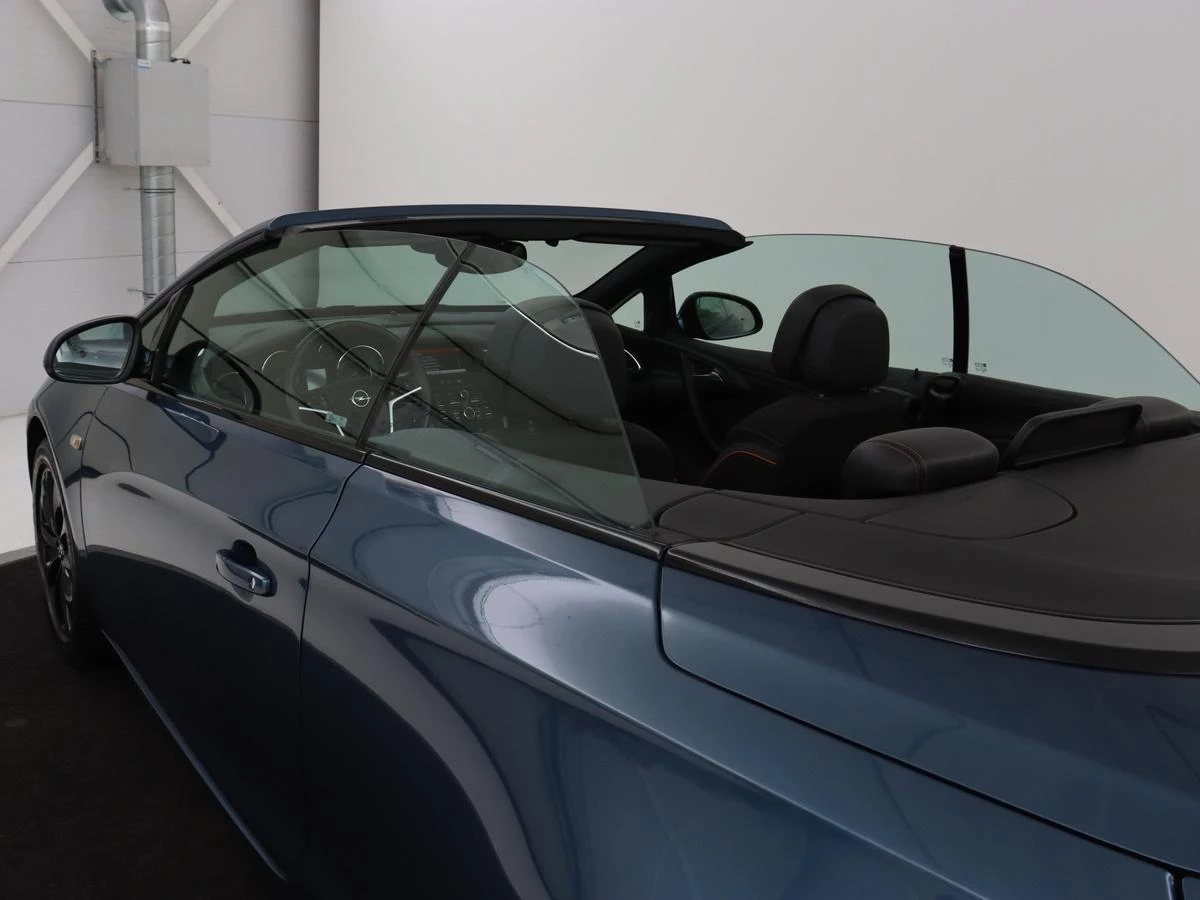 Hoofdafbeelding Opel Cascada