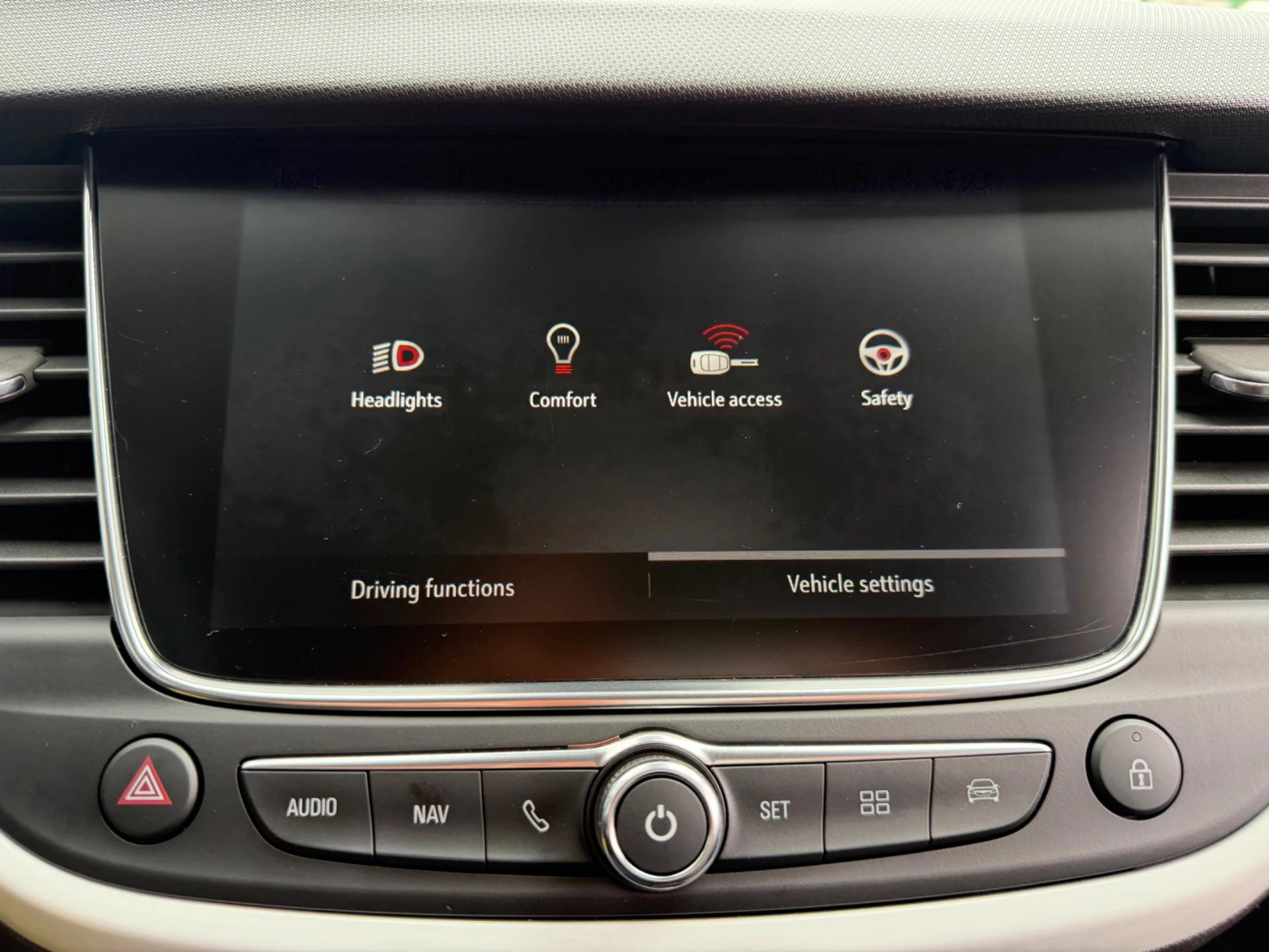 Hoofdafbeelding Opel Crossland X