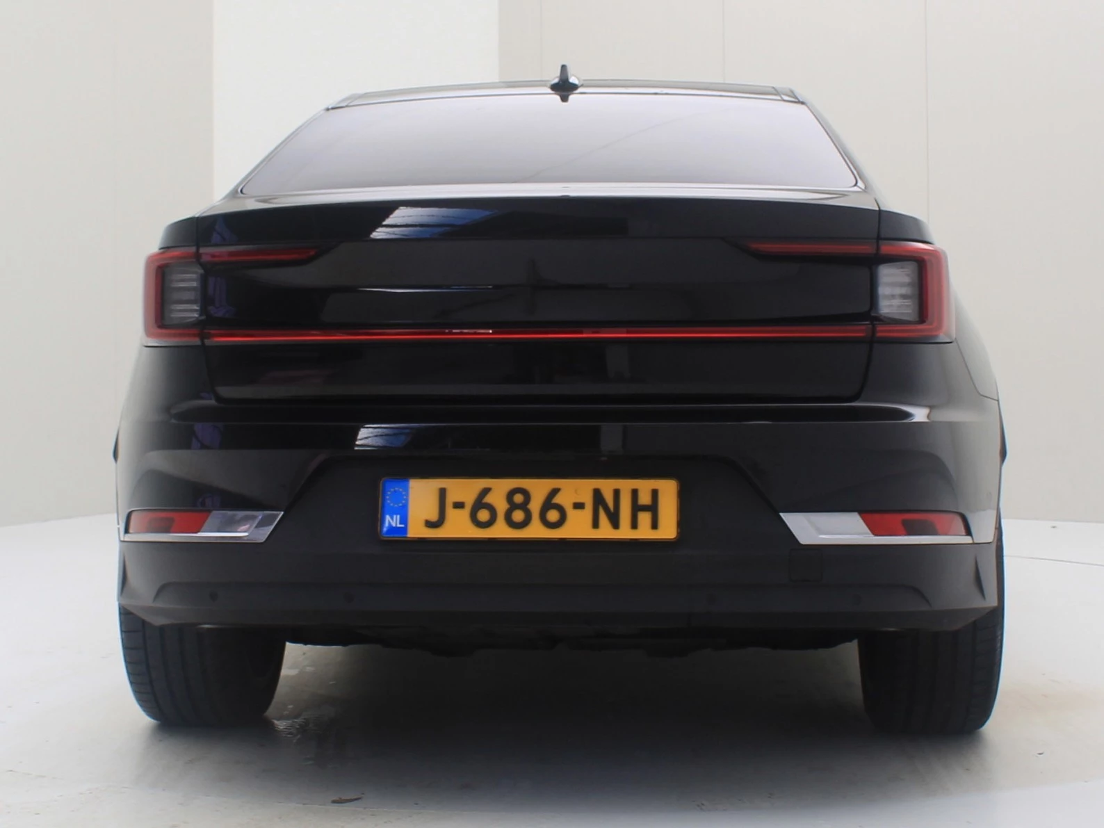 Hoofdafbeelding Polestar 2