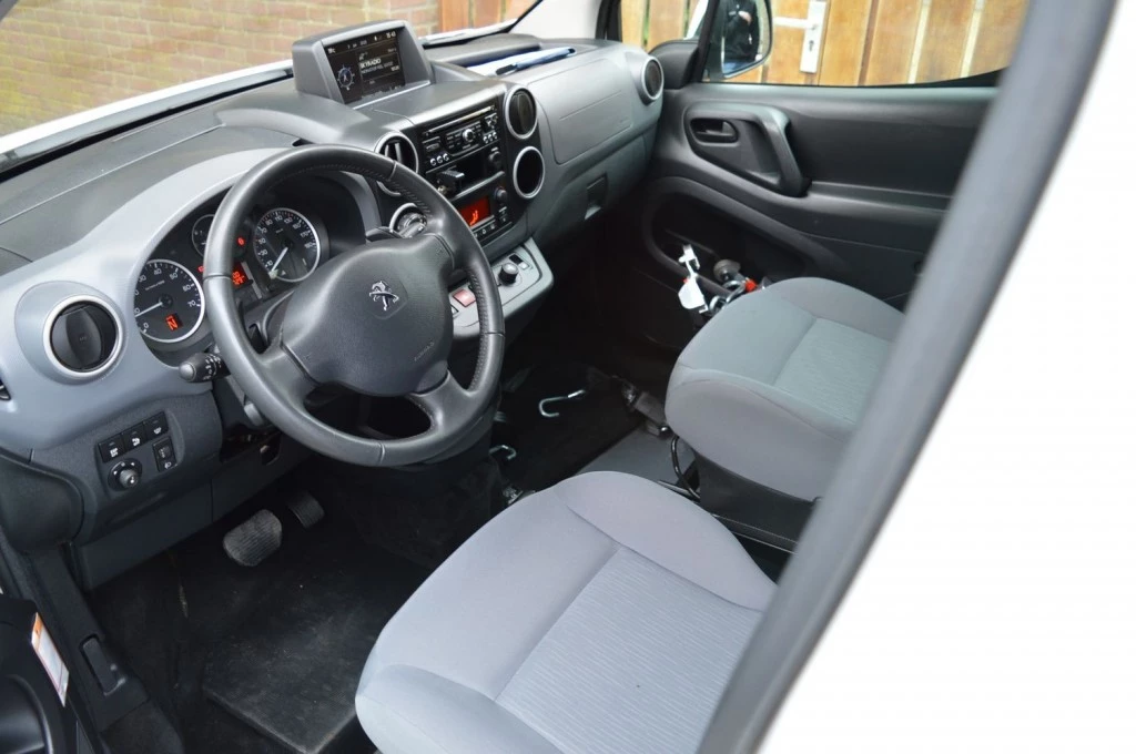 Hoofdafbeelding Peugeot Partner