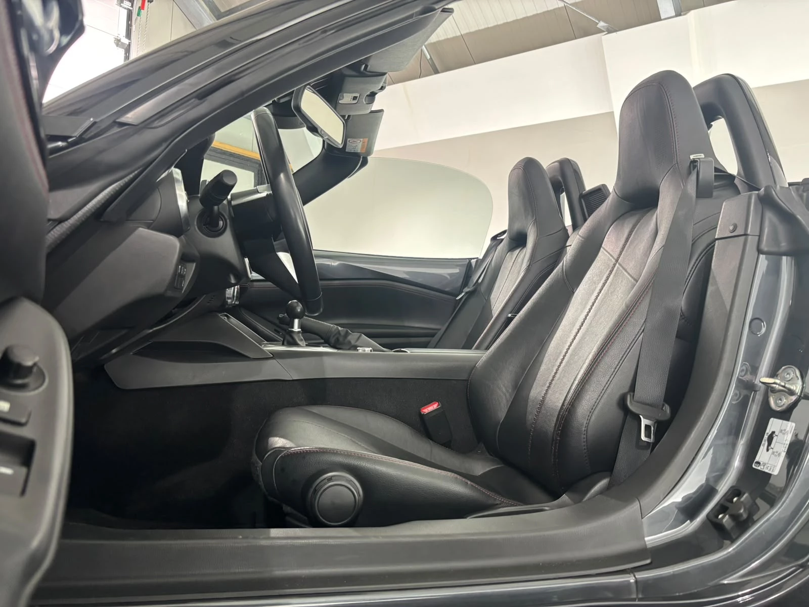 Hoofdafbeelding Mazda MX-5