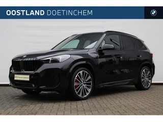 BMW X1 xDrive30e High Executive M Sport Automaat / Panoramadak / M Sportstoelen / Adaptieve LED / M Adaptief onderstel / Parking Assistant Plus / Head-Up / Comfort Access