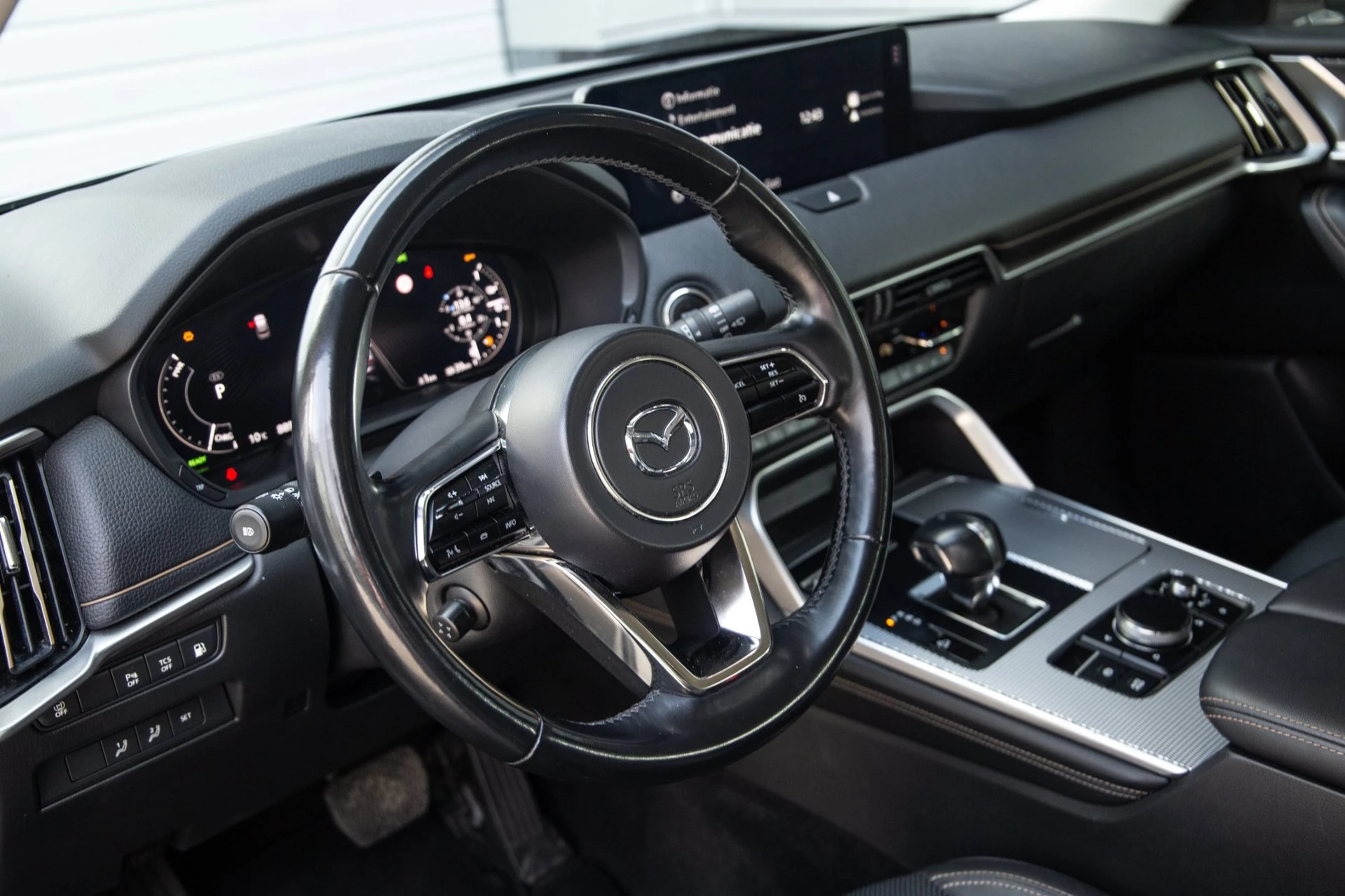 Hoofdafbeelding Mazda CX-60