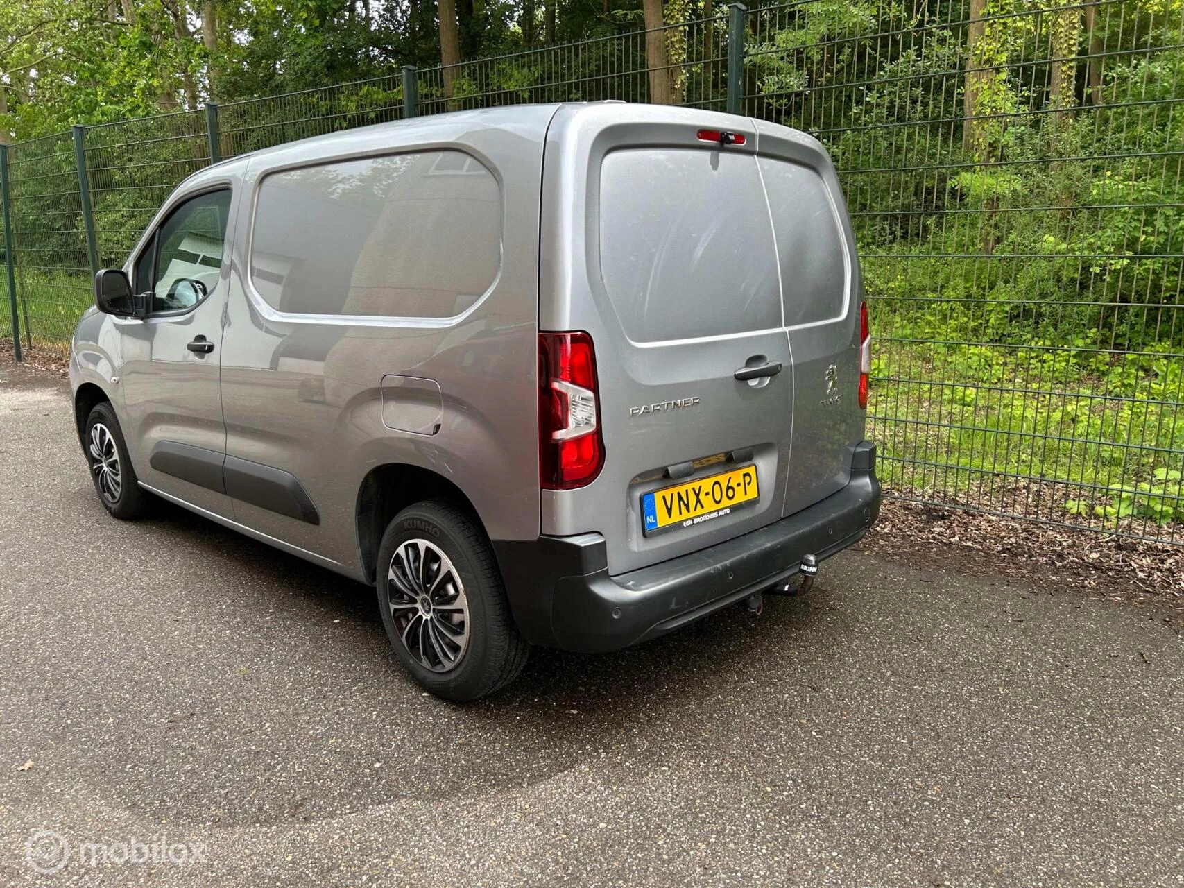 Hoofdafbeelding Peugeot Partner