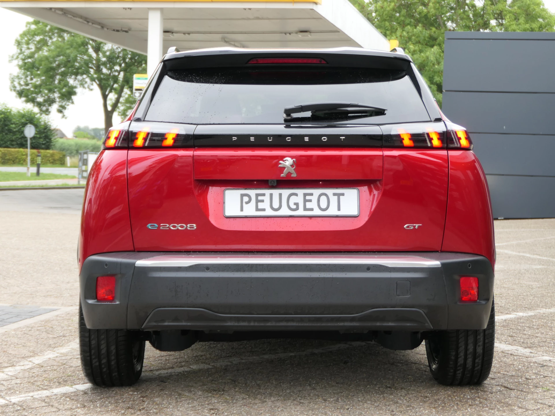 Hoofdafbeelding Peugeot e-2008