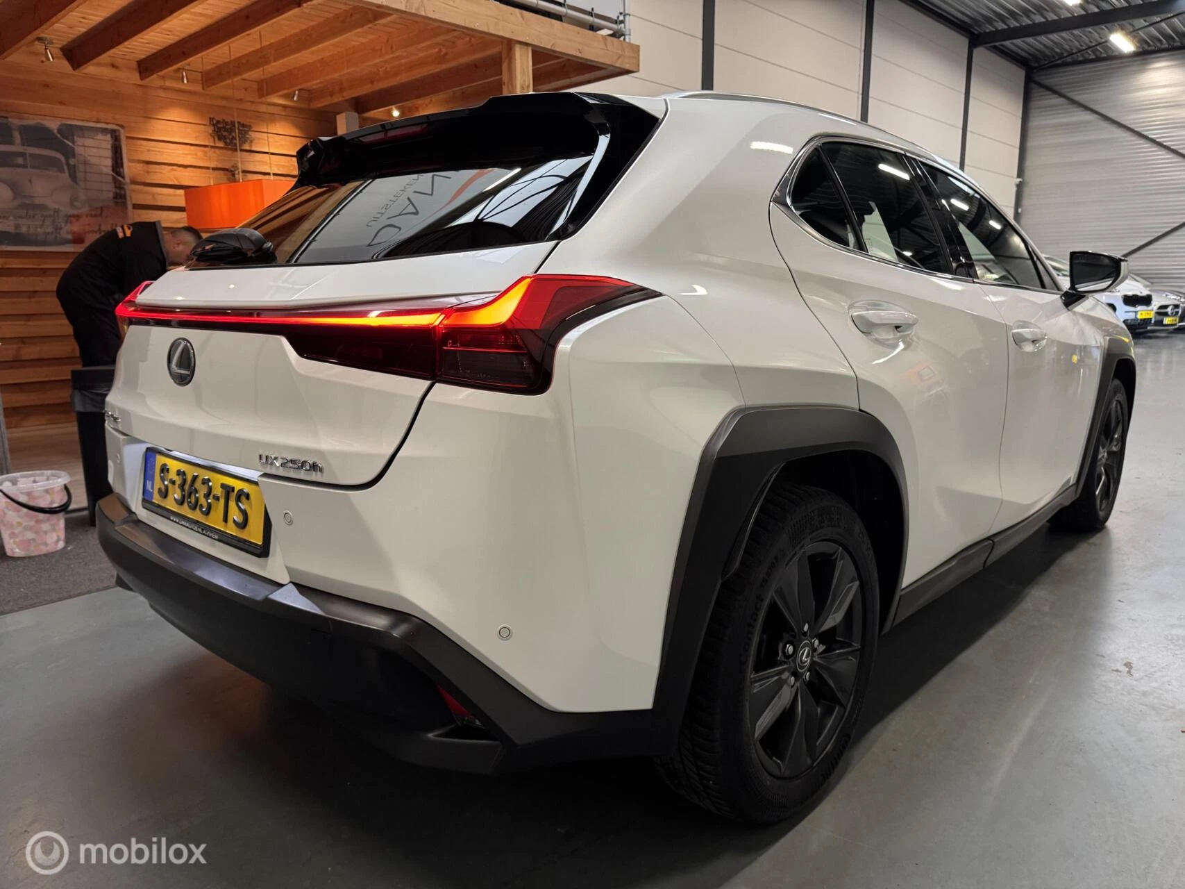 Hoofdafbeelding Lexus UX