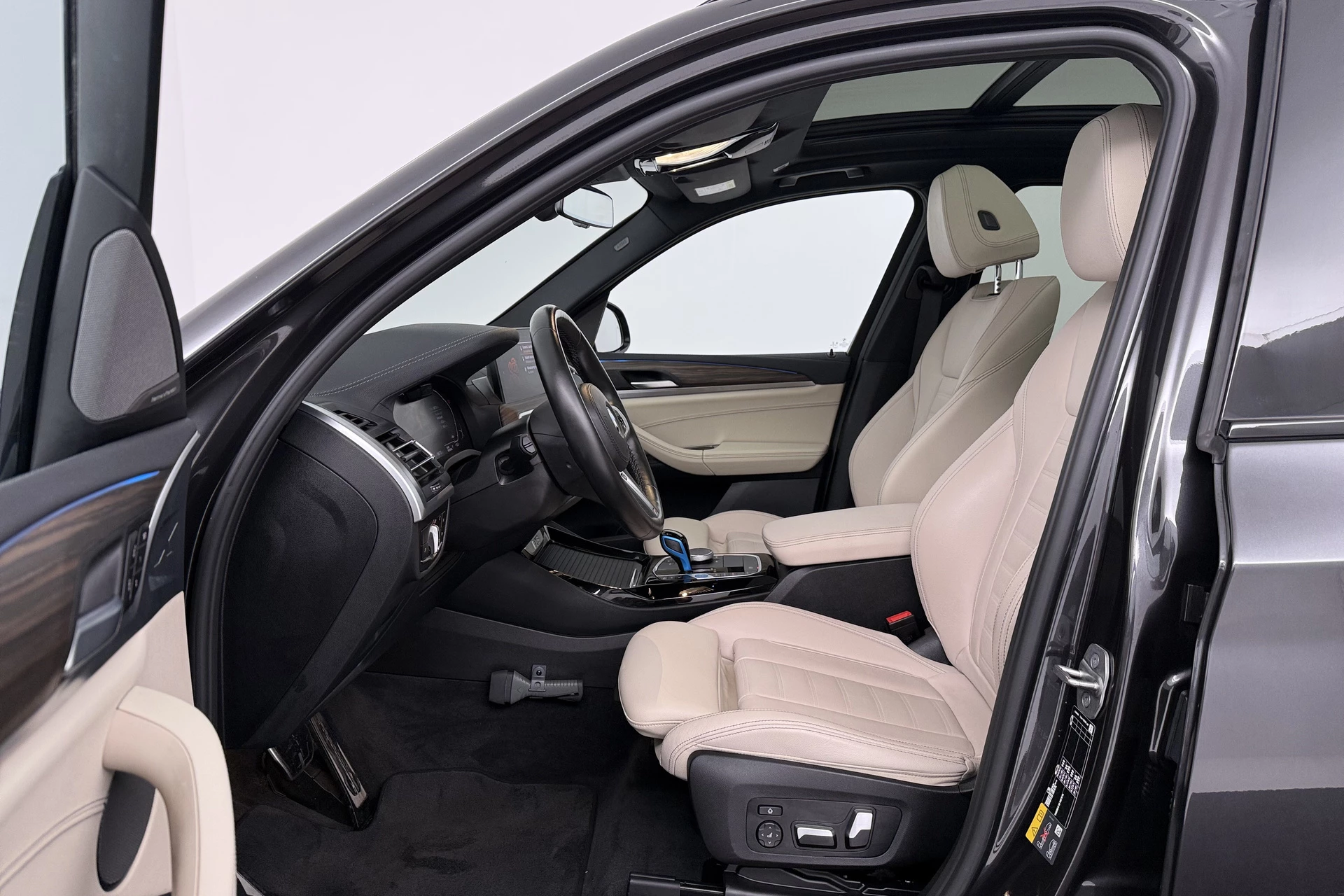 Hoofdafbeelding BMW iX3