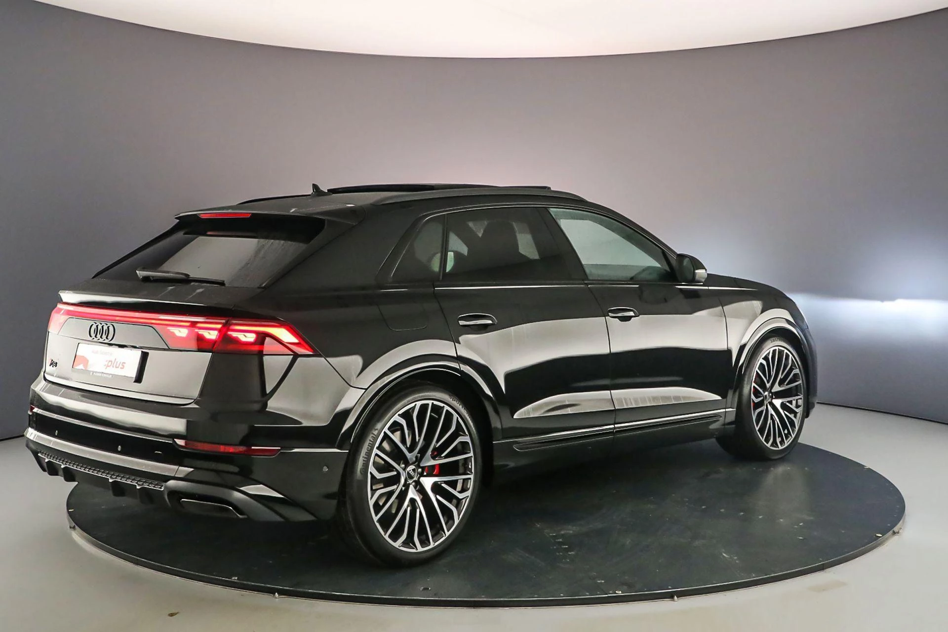 Hoofdafbeelding Audi Q8