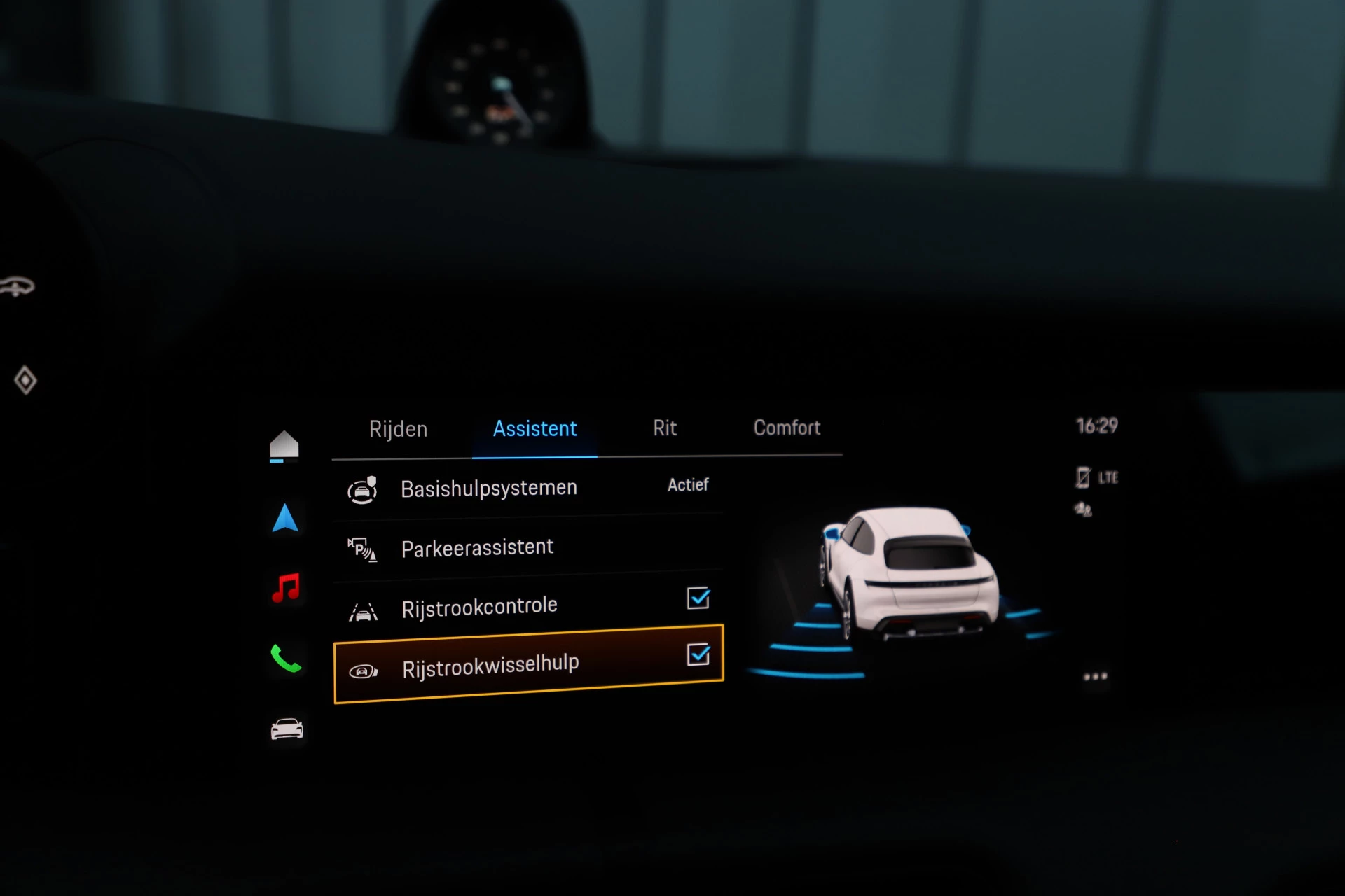 Hoofdafbeelding Porsche Taycan