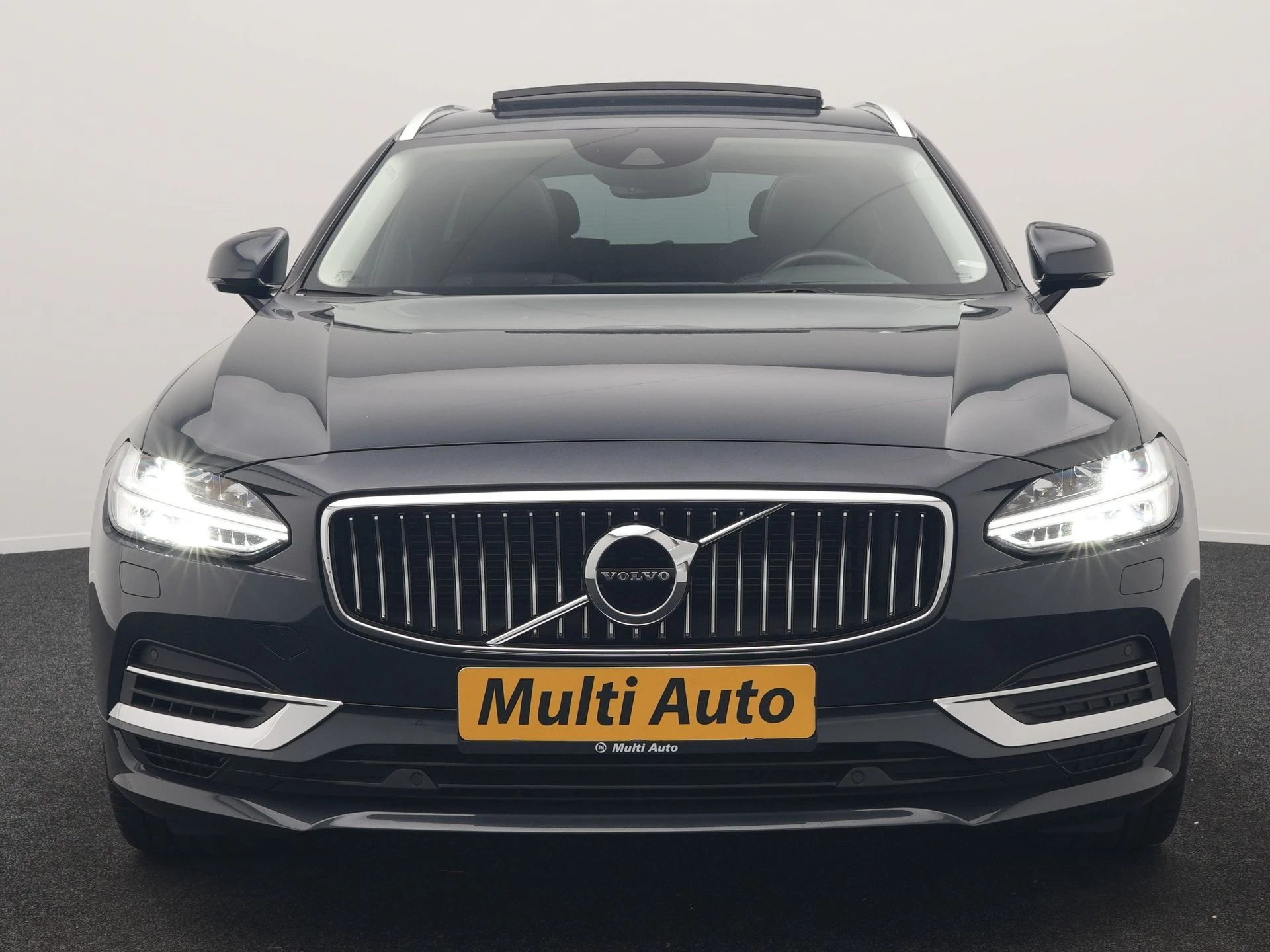 Hoofdafbeelding Volvo V90