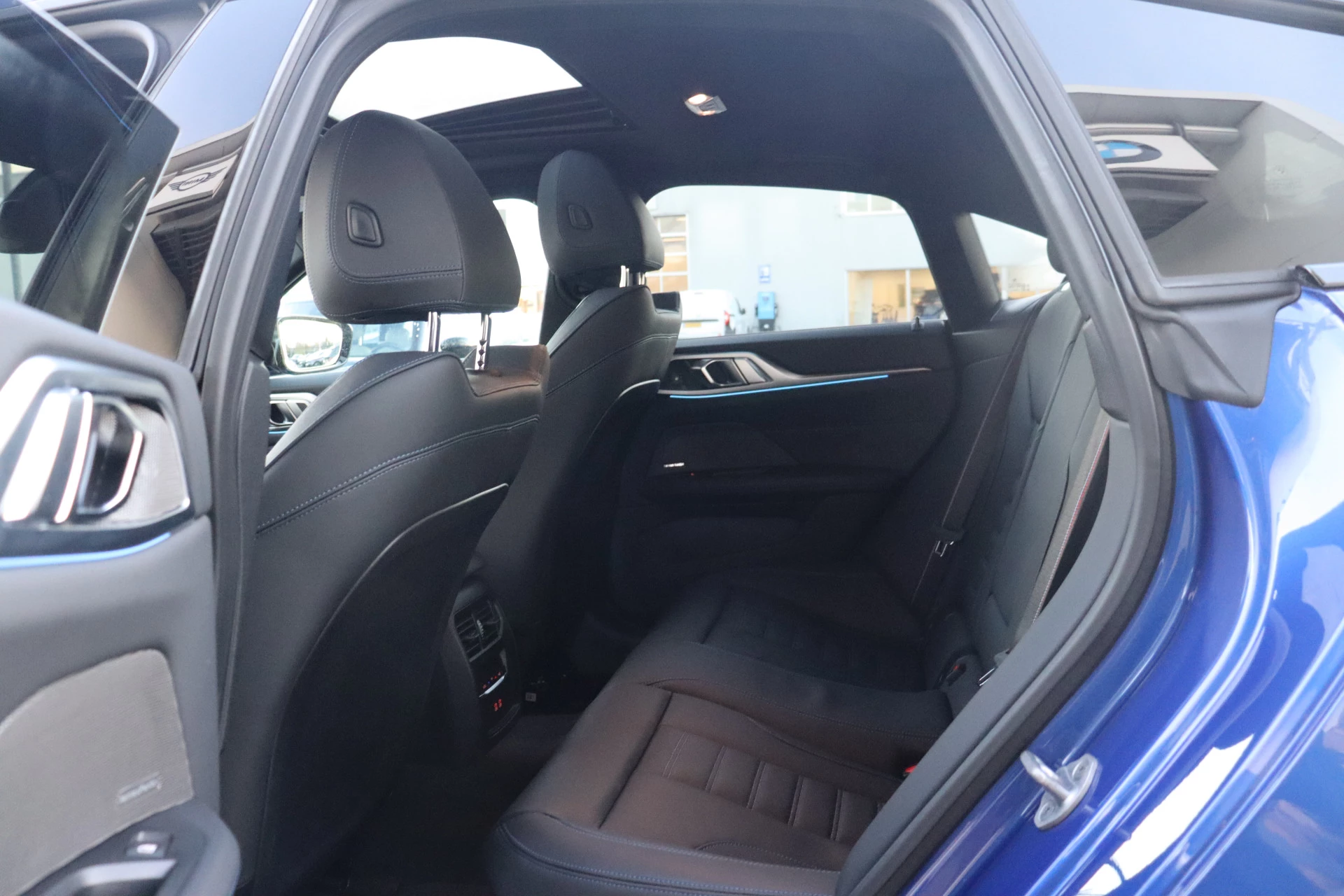 Hoofdafbeelding BMW i4