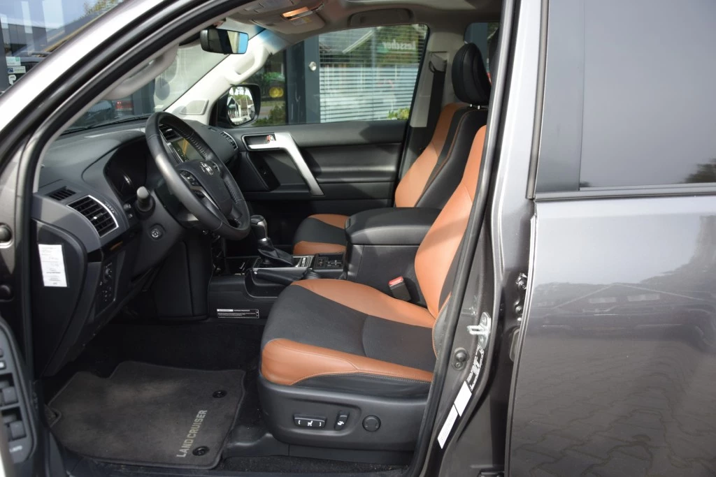 Hoofdafbeelding Toyota Land Cruiser