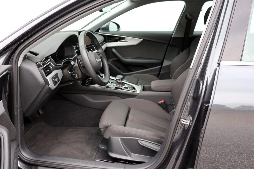 Hoofdafbeelding Audi A4