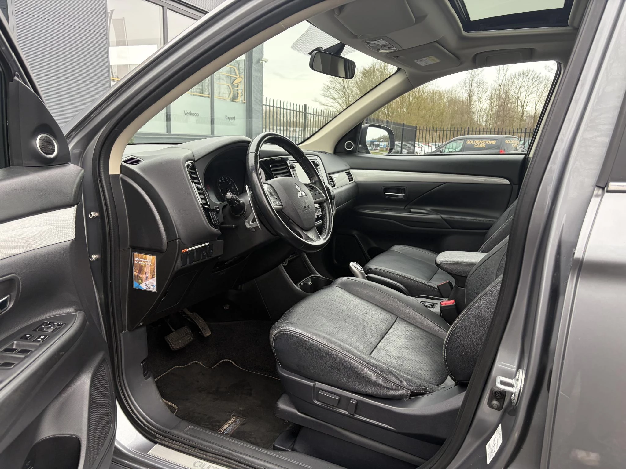 Hoofdafbeelding Mitsubishi Outlander