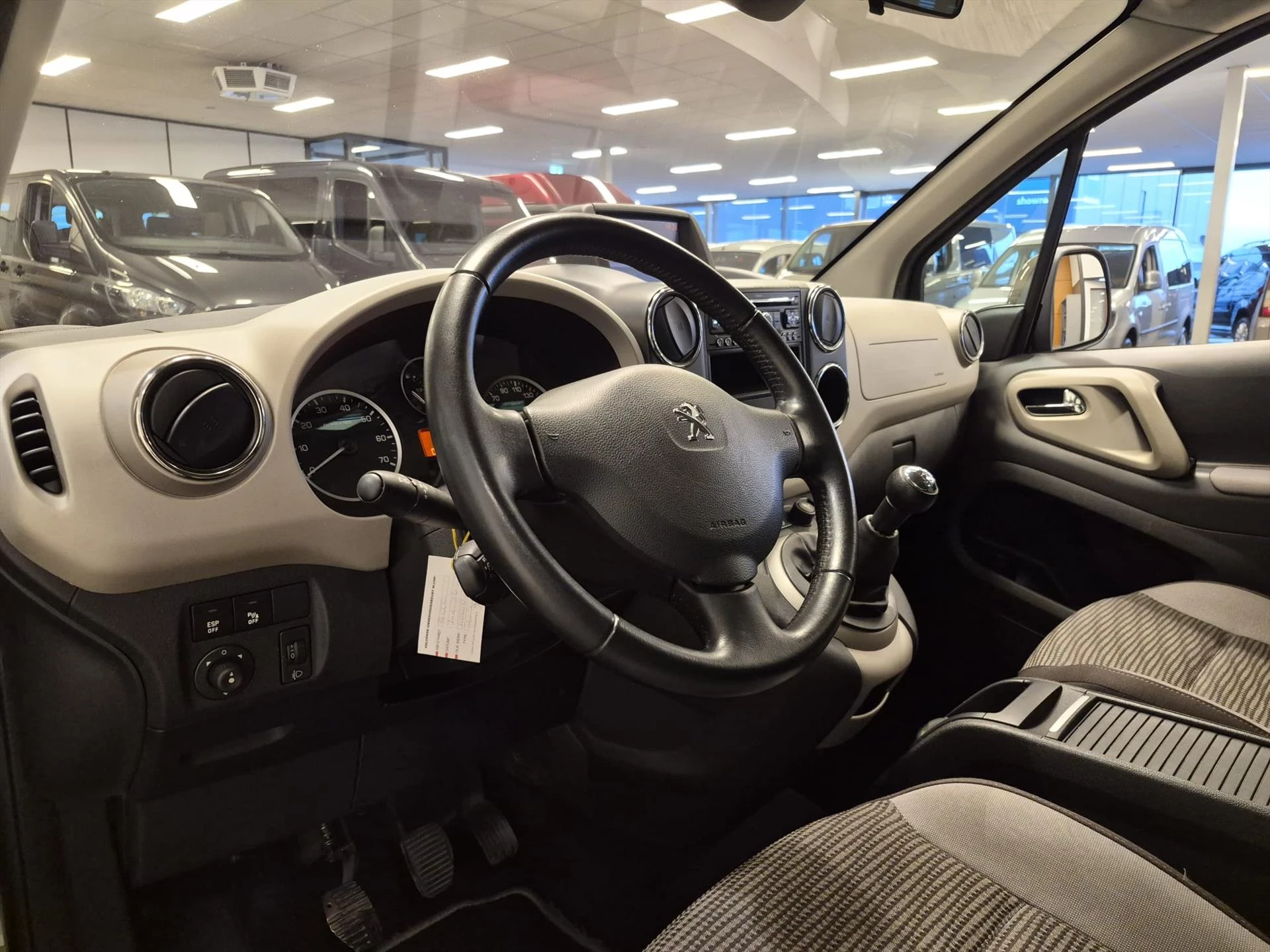 Hoofdafbeelding Peugeot Partner