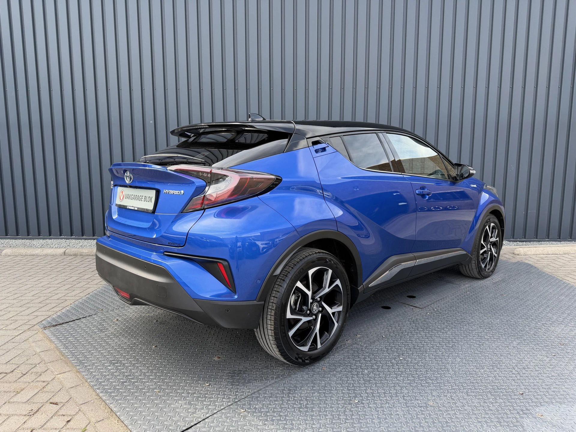 Hoofdafbeelding Toyota C-HR