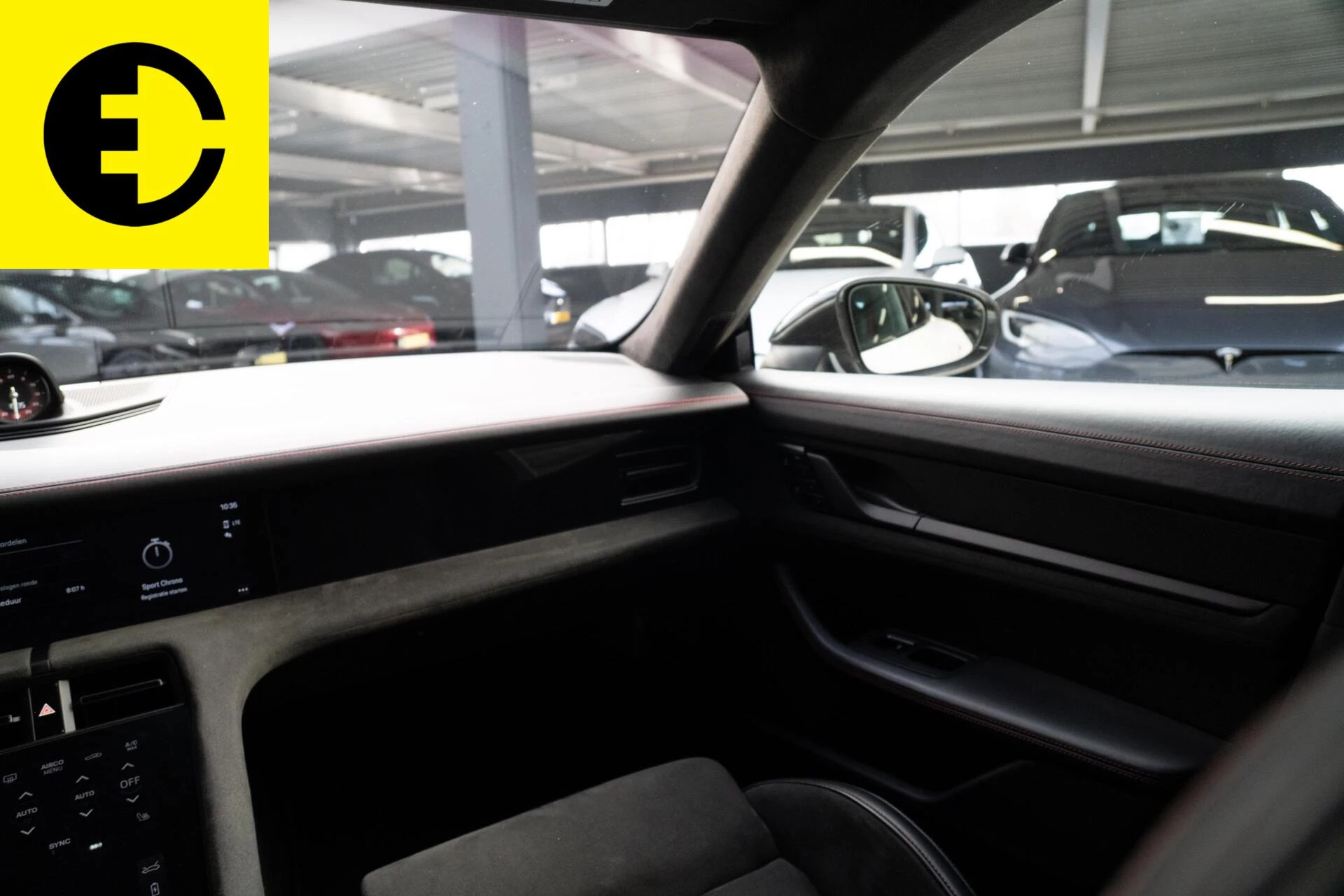 Hoofdafbeelding Porsche Taycan