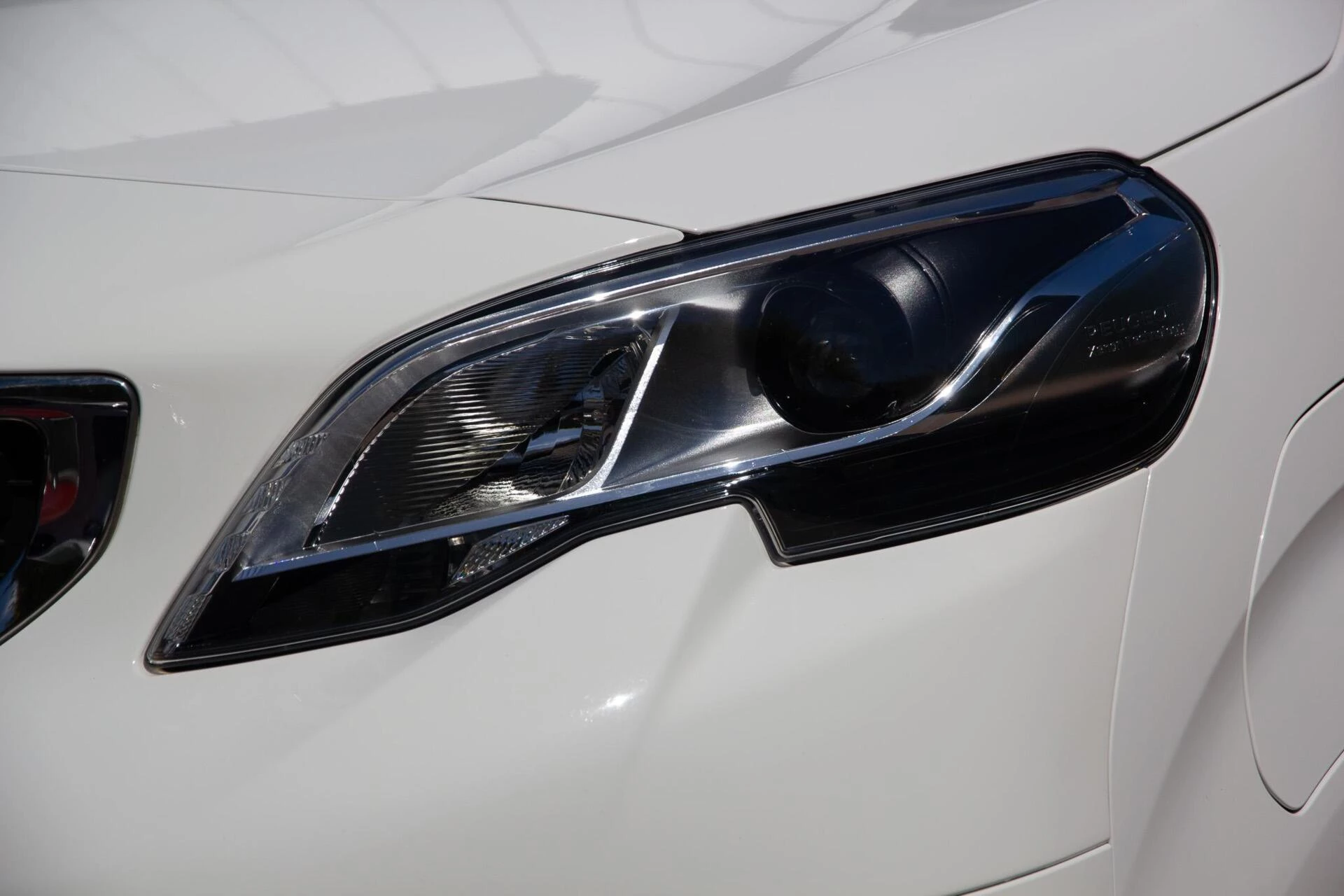 Hoofdafbeelding Peugeot e-Traveller