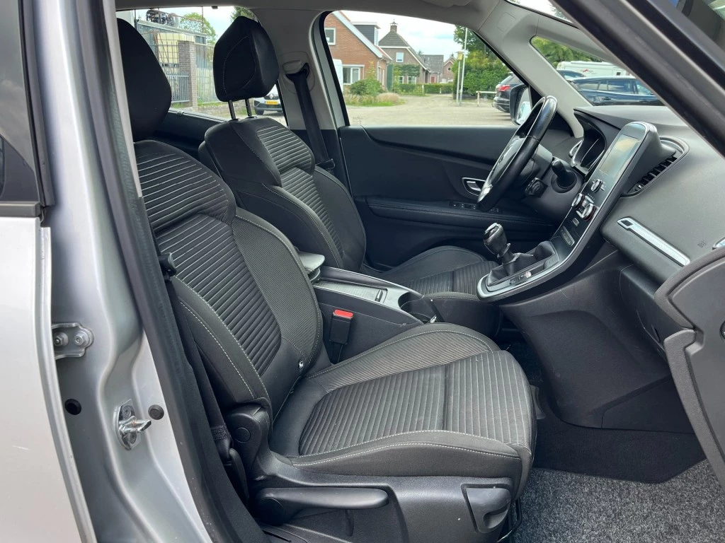 Hoofdafbeelding Renault Scénic