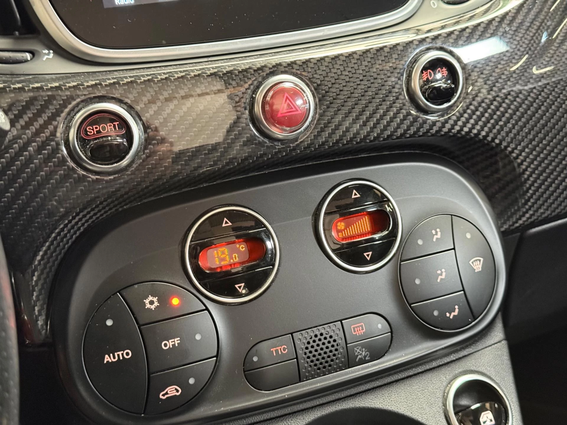 Hoofdafbeelding Fiat 500C