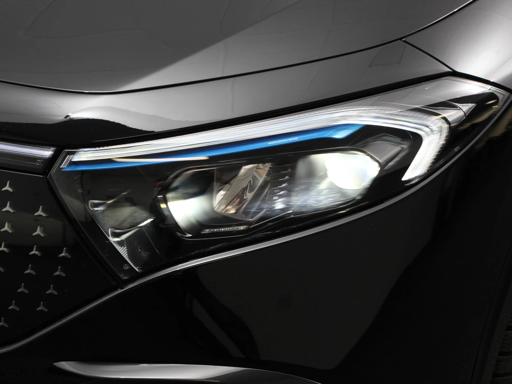 Hoofdafbeelding Mercedes-Benz EQA